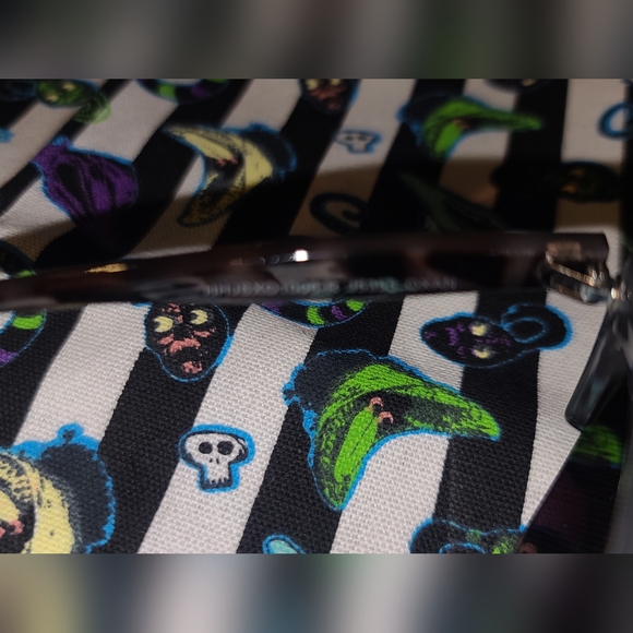 Tortoise Sunglasses - Picture 7 of 8